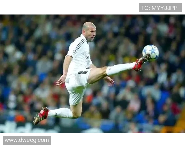 七十年代足球巨星回顾：传奇球员与辉煌瞬间的重温